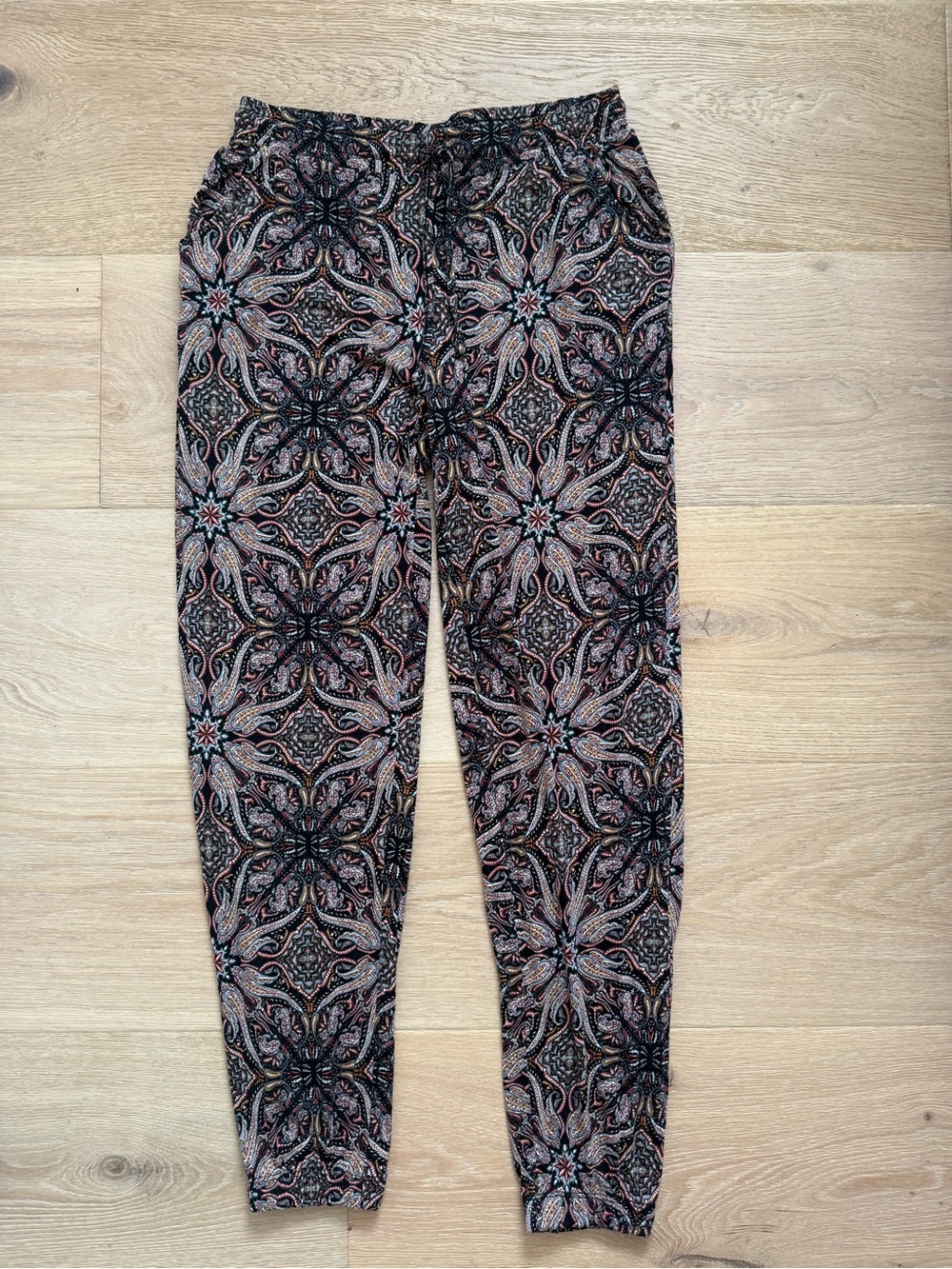 Lascana smocked Printed Relaxed Jogger Pants